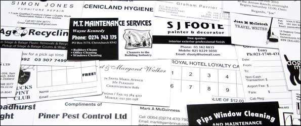 ** PLEASE DESCRIBE THIS IMAGE **